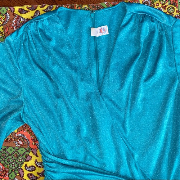 19070s ILGWU Tag Wrap Style Dress with Feather Sleeves - Picture 3 of 6